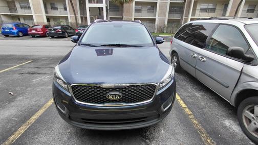 2016 Kia Sorento LX