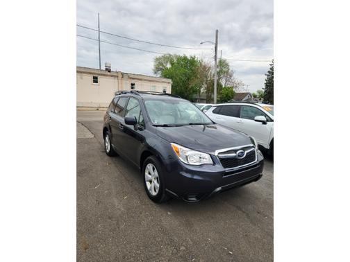 Gray 2015 Subaru Forester 2.5i Premium
