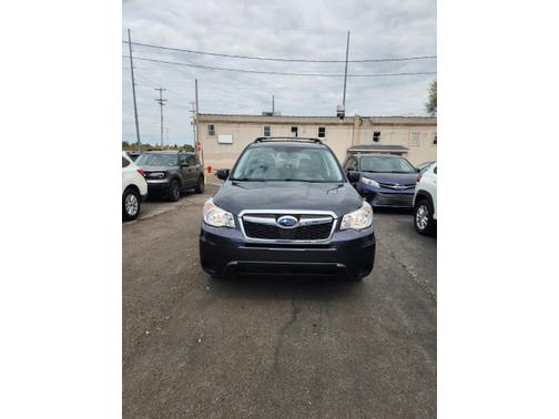 Gray 2015 Subaru Forester 2.5i Premium
