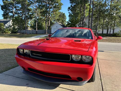 2014 Dodge Challenger SXT