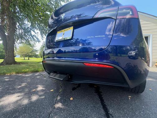 Blue 2022 Tesla Model Y Long Range