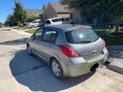 2009 Nissan Versa 1.8 SL