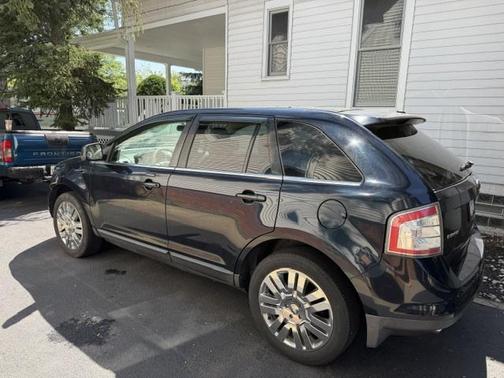 Blue 2008 Ford Edge Limited