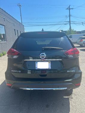 Green 2020 Nissan Rogue SV