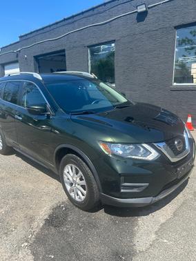 Green 2020 Nissan Rogue SV