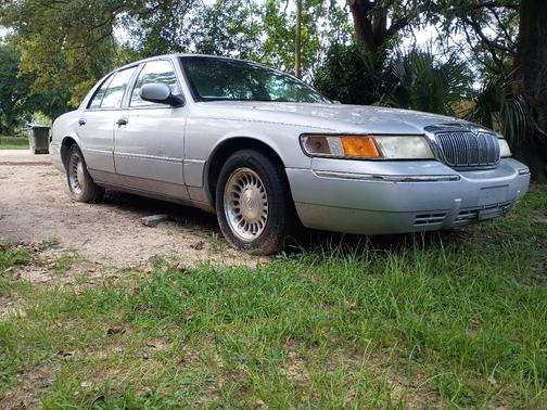 Gray 2000 Mercury Grand Marquis LS