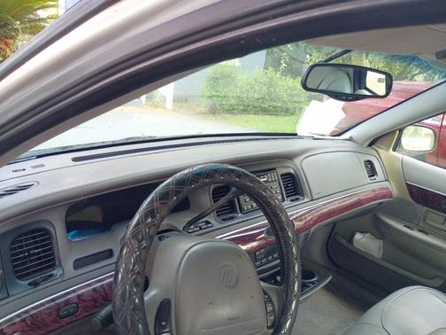 Gray 2000 Mercury Grand Marquis LS