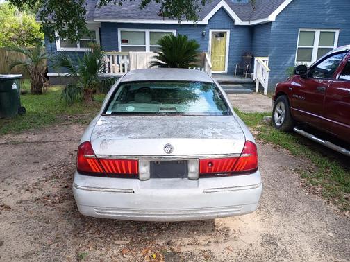 Gray 2000 Mercury Grand Marquis LS