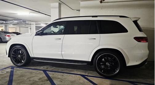2025 Mercedes-Benz GLS 450 4MATIC