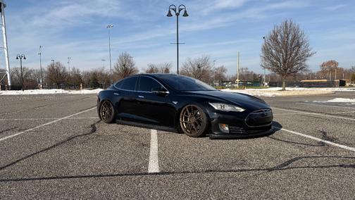 Black 2014 Tesla Model S 60