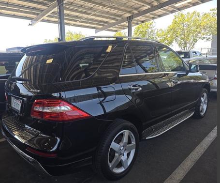Black 2013 Mercedes-Benz M-Class ML 550 4MATIC