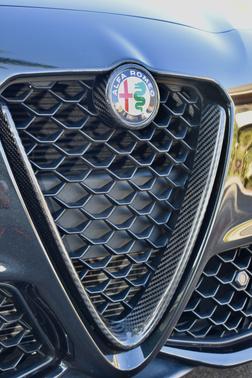 2018 Alfa Romeo Giulia Ti Sport
