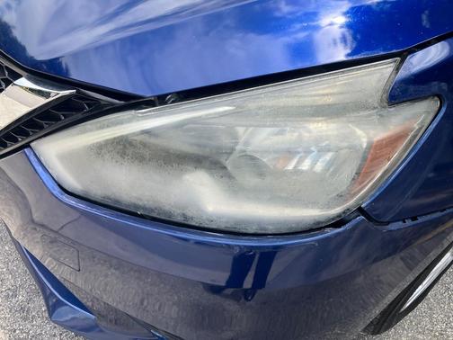 Blue 2018 Nissan Sentra SV