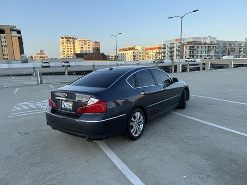 2009 INFINITI M35 Base