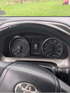 White 2017 Toyota RAV4 Hybrid XLE