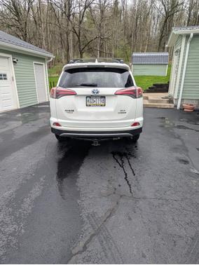 White 2017 Toyota RAV4 Hybrid XLE