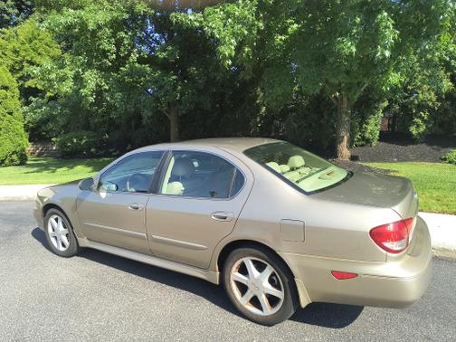 2004 INFINITI I35 Base