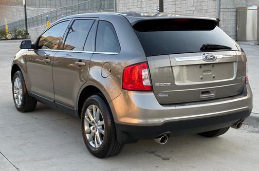 Brown 2013 Ford Edge Limited