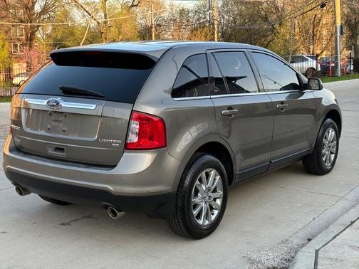 Brown 2013 Ford Edge Limited