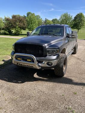 Gray 2004 Dodge Ram 2500 Laramie Quad Cab