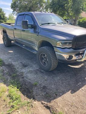 Gray 2004 Dodge Ram 2500 Laramie Quad Cab