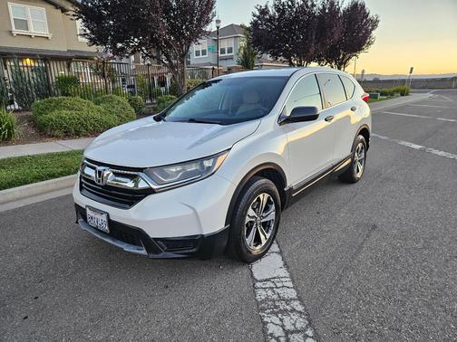 White 2019 Honda CR-V LX