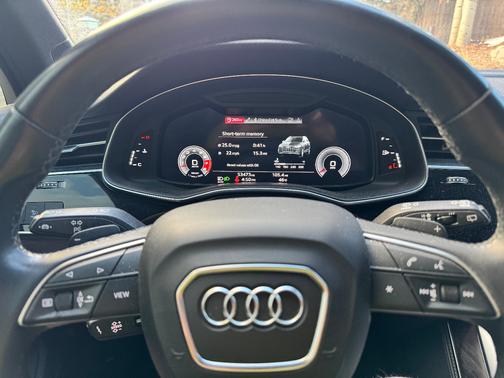 2021 Audi Q7 55 Premium Plus