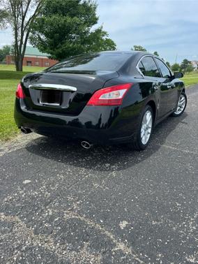 2011 Nissan Maxima S