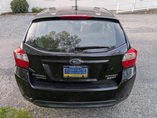 2014 Subaru Impreza 2.0i Premium