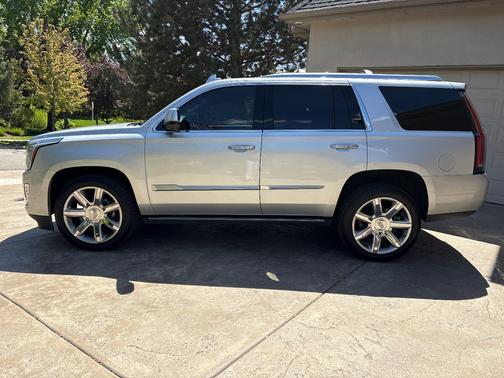 Silver 2019 Cadillac Escalade Premium Luxury