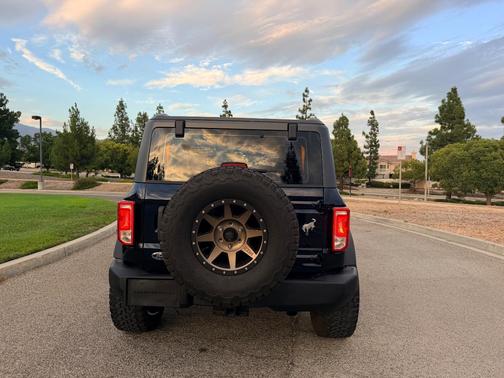 Blue 2021 Ford Bronco Base