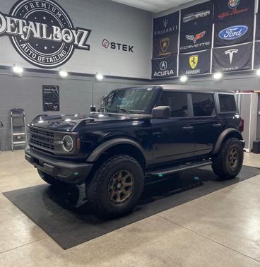 Blue 2021 Ford Bronco Base