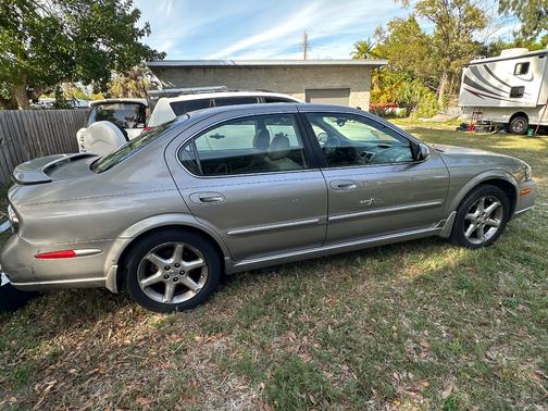 2003 Nissan Maxima SE