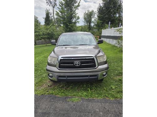 Brown 2012 Toyota Tundra Grade