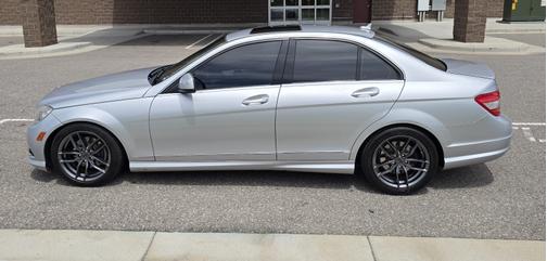 2009 Mercedes-Benz C-Class C 300 4MATIC Sport