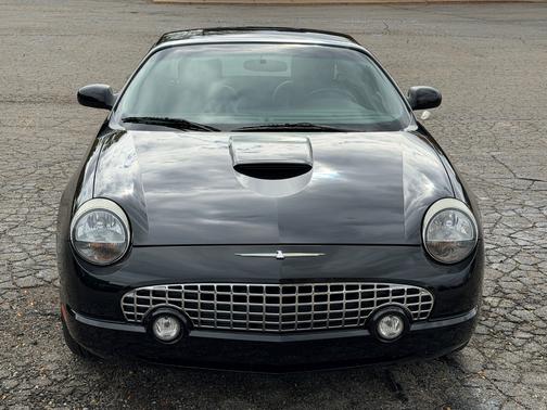 Black 2002 Ford Thunderbird Premium