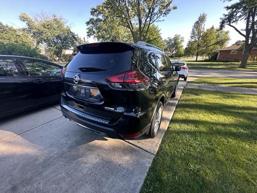 2020 Nissan Rogue S