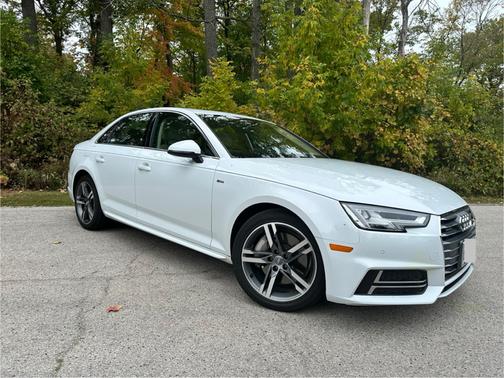 2018 Audi A4 2.0T Premium Plus