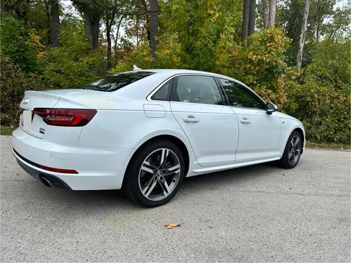 2018 Audi A4 2.0T Premium Plus