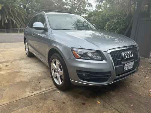 2011 Audi Q5 2.0T Premium