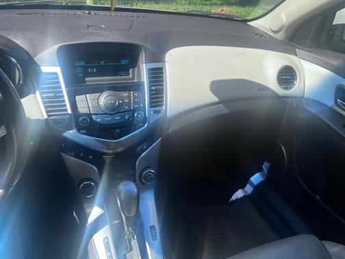 Gold 2012 Chevrolet Cruze LTZ