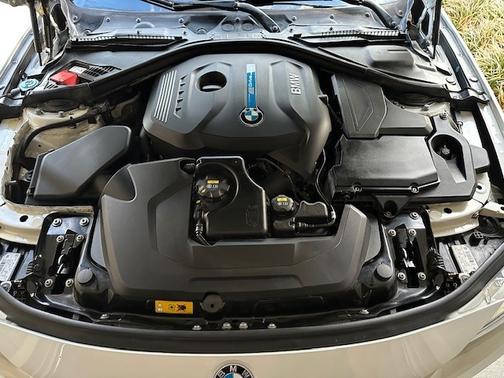 2018 BMW 330e iPerformance