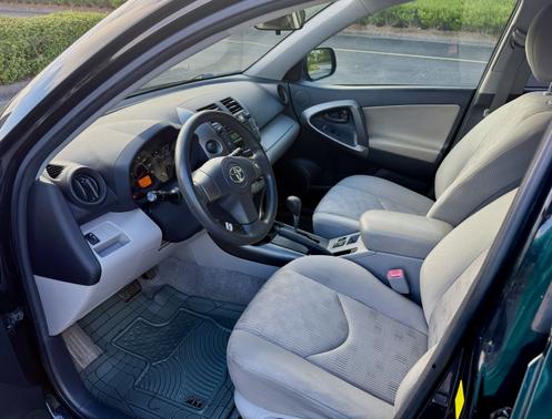 2011 Toyota RAV4 Base