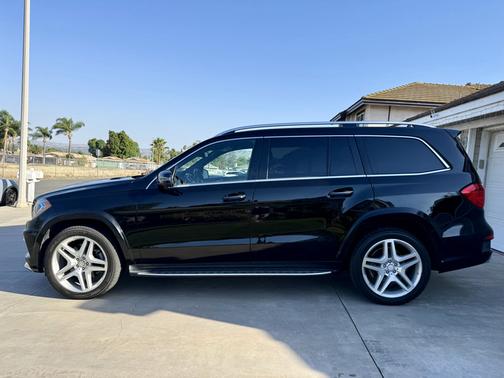 Black 2014 Mercedes-Benz GL-Class GL 550 4MATIC