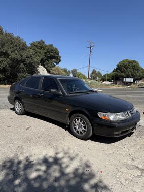 2000 Saab 9-3 Base