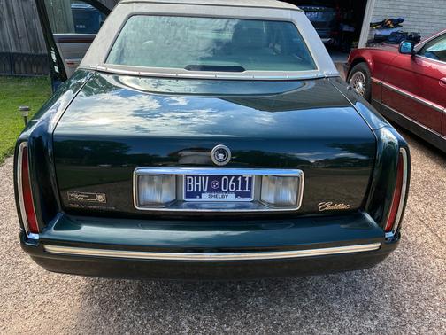 1997 Cadillac DeVille d'Elegance