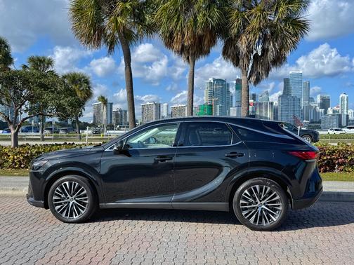 Black 2023 Lexus RX 350 Premium Plus