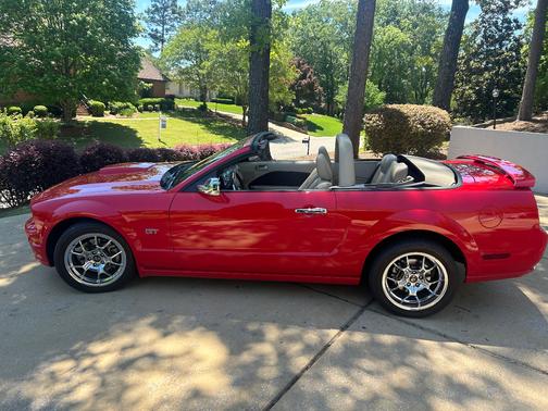 Red 2007 Ford Mustang GT