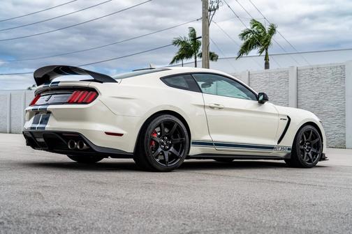 White 2020 Ford Shelby GT350R Base