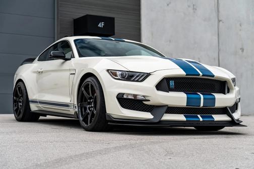White 2020 Ford Shelby GT350R Base